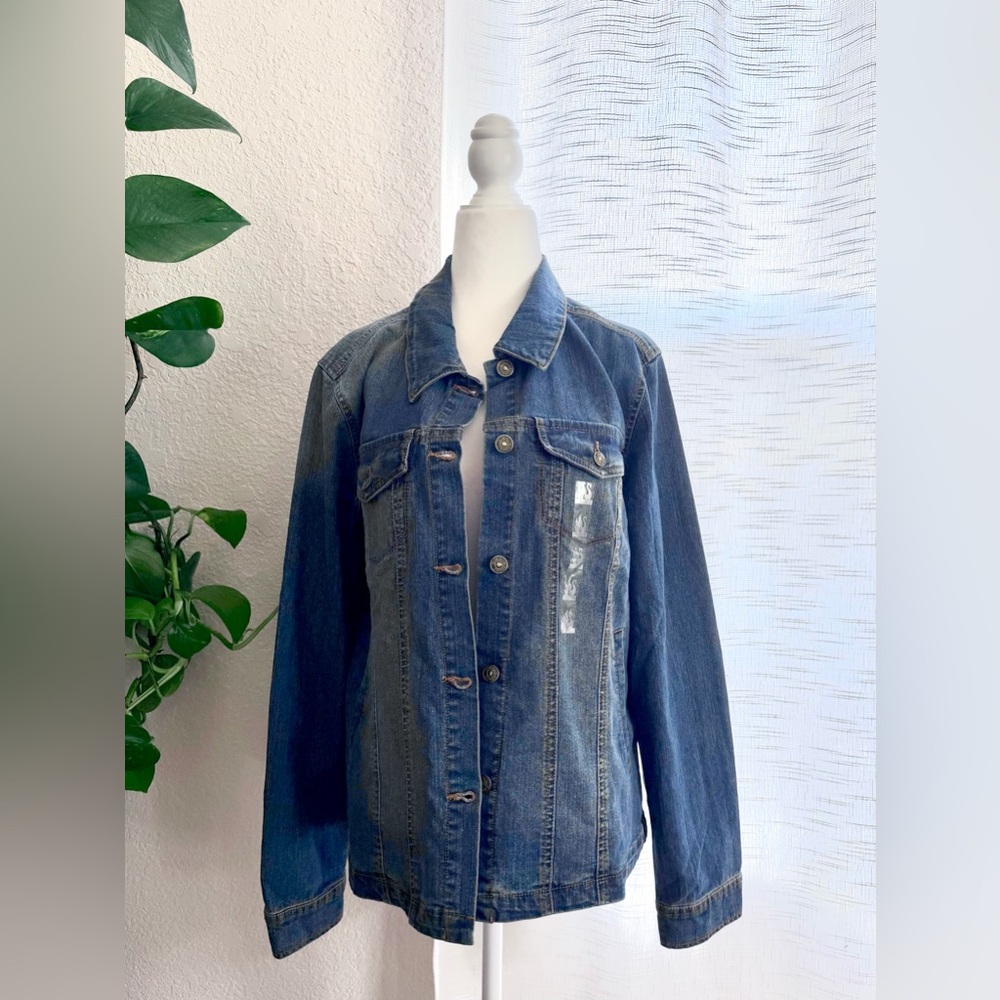 Gloria Vanderbilt Dark Wash Denim Jean Jacket